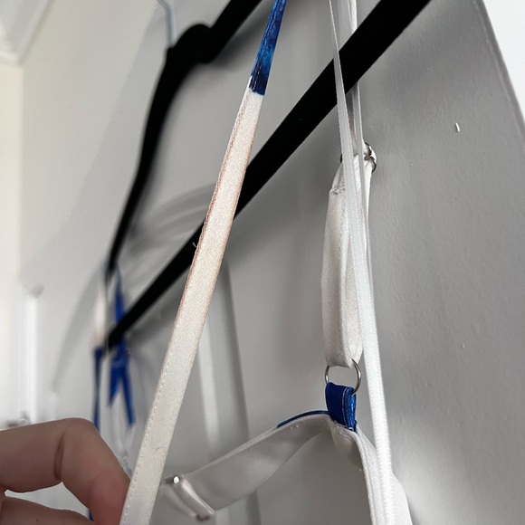 SAU LEE blue and white floral gown - Picture 5 of 6